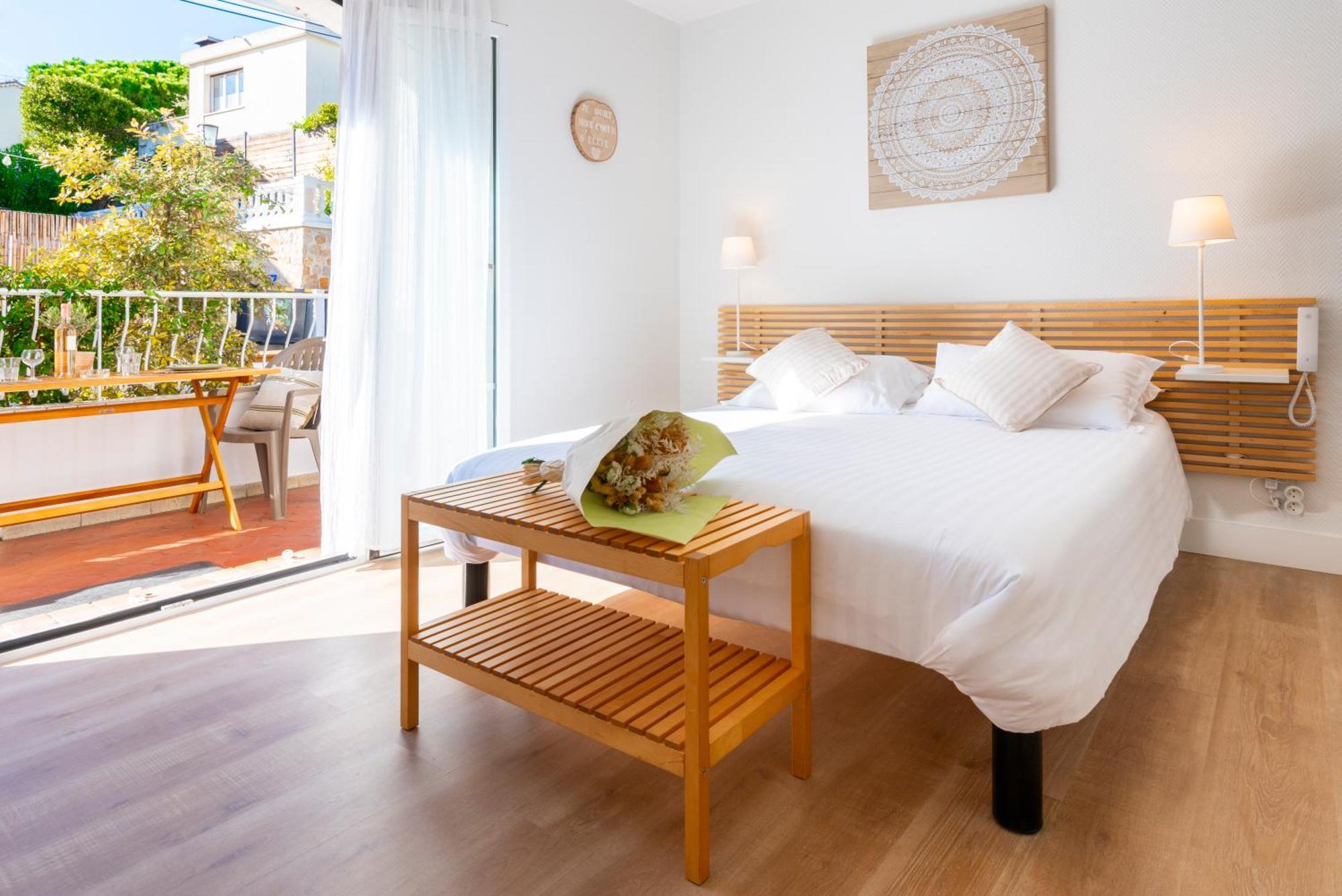 Hotel & Studios Astor Antibes Eksteriør billede
