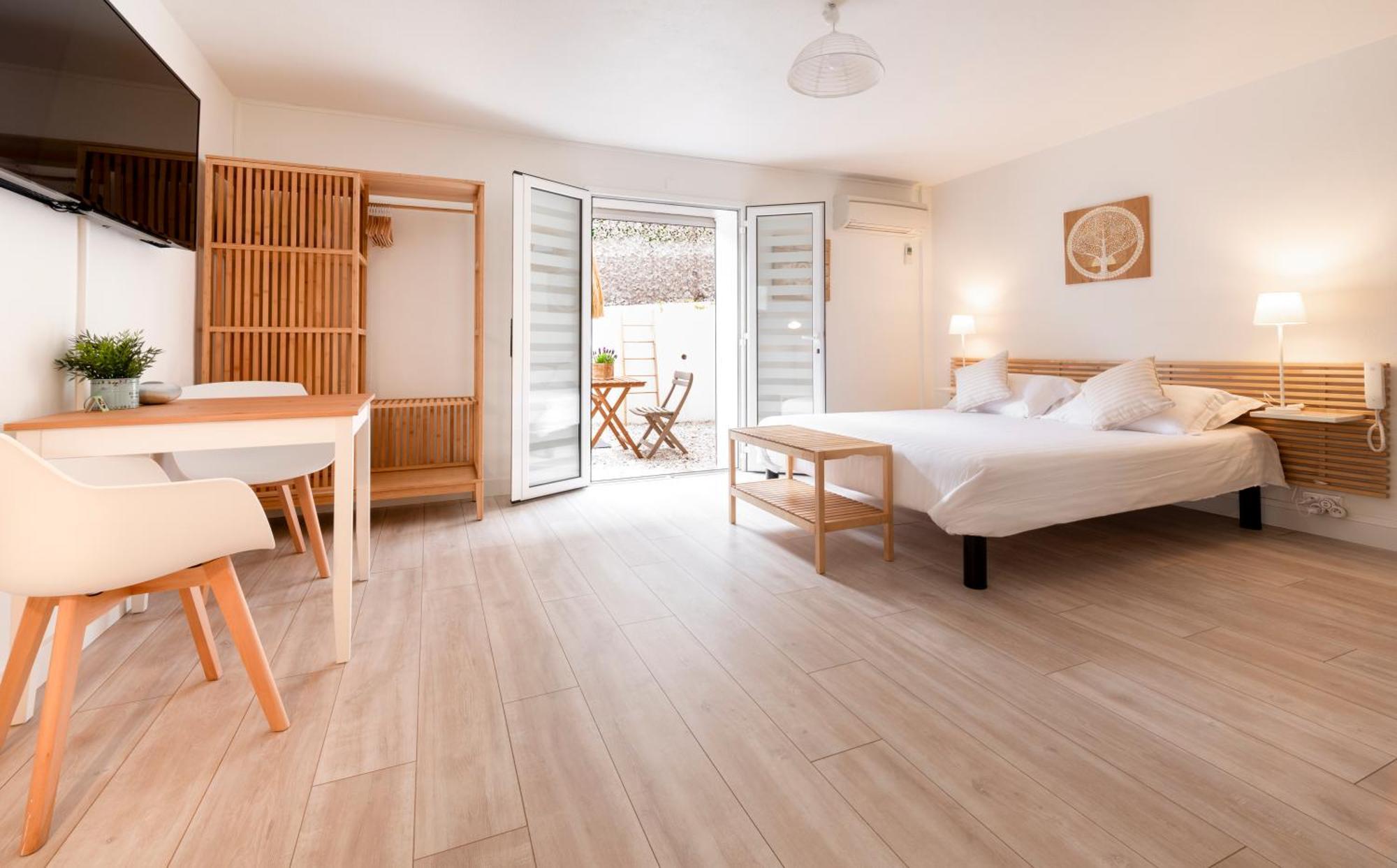 Hotel & Studios Astor Antibes Eksteriør billede
