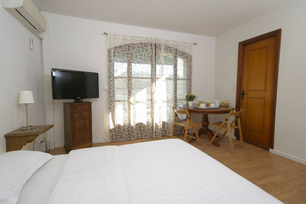 Hotel & Studios Astor Antibes Eksteriør billede
